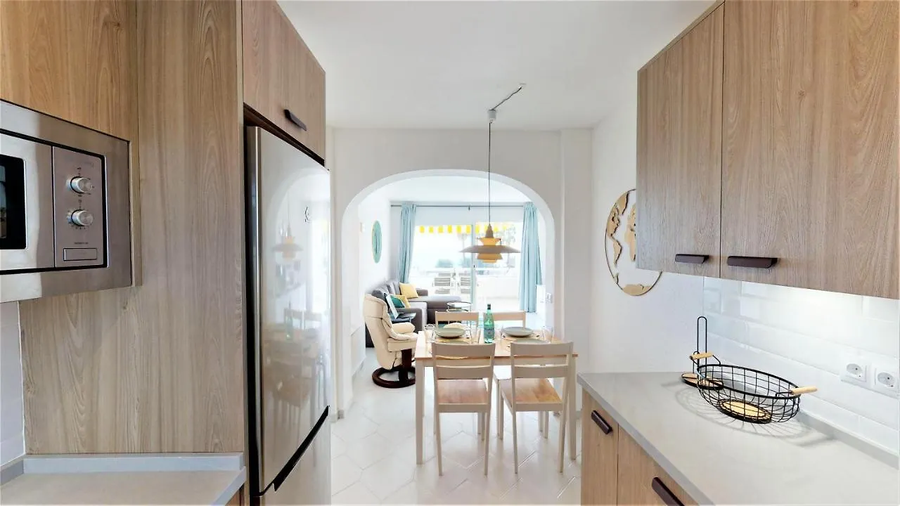 Top Floor Apartment - Amazing Sea View Sitio de Calahonda