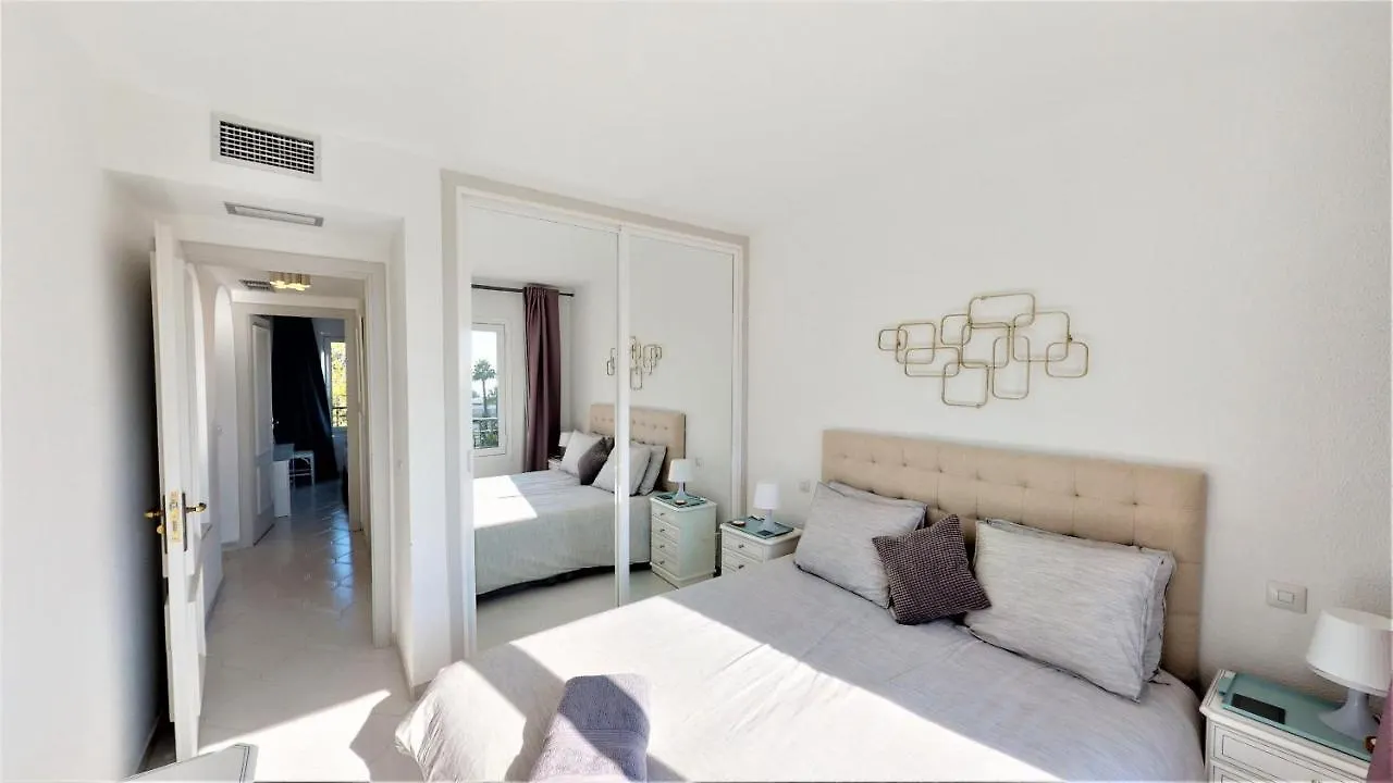Top Floor Apartment - Amazing Sea View Sitio de Calahonda Spanje